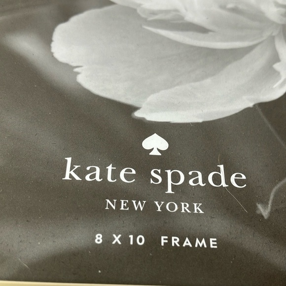 Kate Spade: Darling Point Silver Plate Mirrored Picture Frame- “Mr & Mrs”-8”x10” - Picture 2 of 15